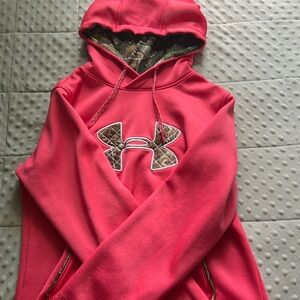 Pink camouflage Under Armour sweatshirt